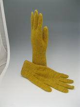 Load image into Gallery viewer, Gloves-Medium-Mostly Mohair