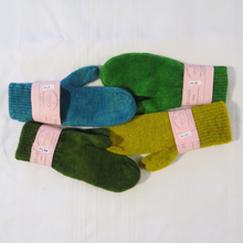 Load image into Gallery viewer, Mittens-Large-Mostly Mohair