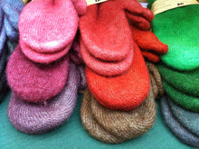 Load image into Gallery viewer, Mittens-Medium-Mostly Mohair