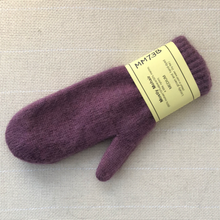 Load image into Gallery viewer, Mittens-Medium-Mostly Mohair