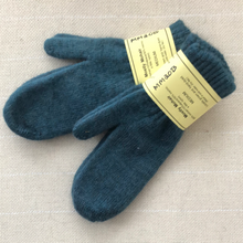 Load image into Gallery viewer, KID SIZE Mittens-Small-Mostly Mohair
